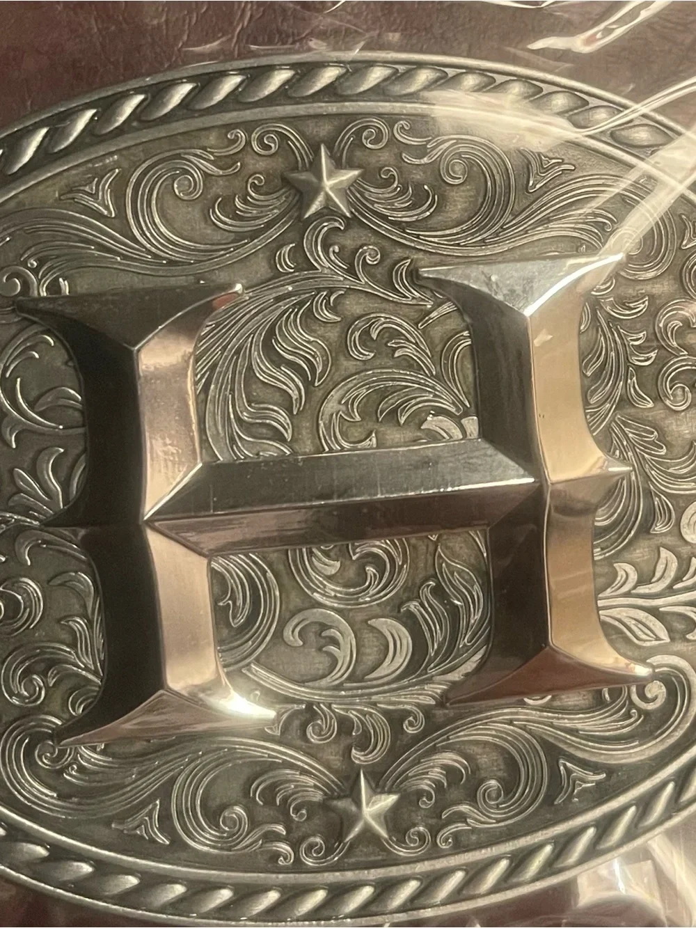 New men/women. Silvertone “H” Belt Buckle-Western Statement. Raised design.NIP